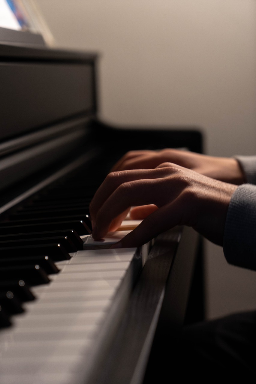 新しい扉を開く音楽の世界へ！ピアノで人生が変わる！